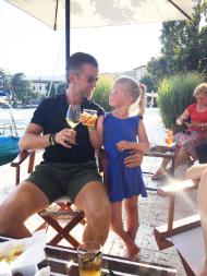 9a43d9e7-3bf7-4764-bfc1-eff9c8bb0709 copy