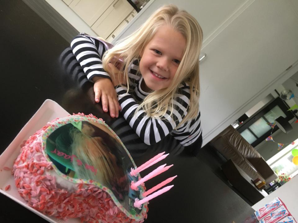 F03DA7EA-AFEF-43FC-889C-A8E15EEA5894