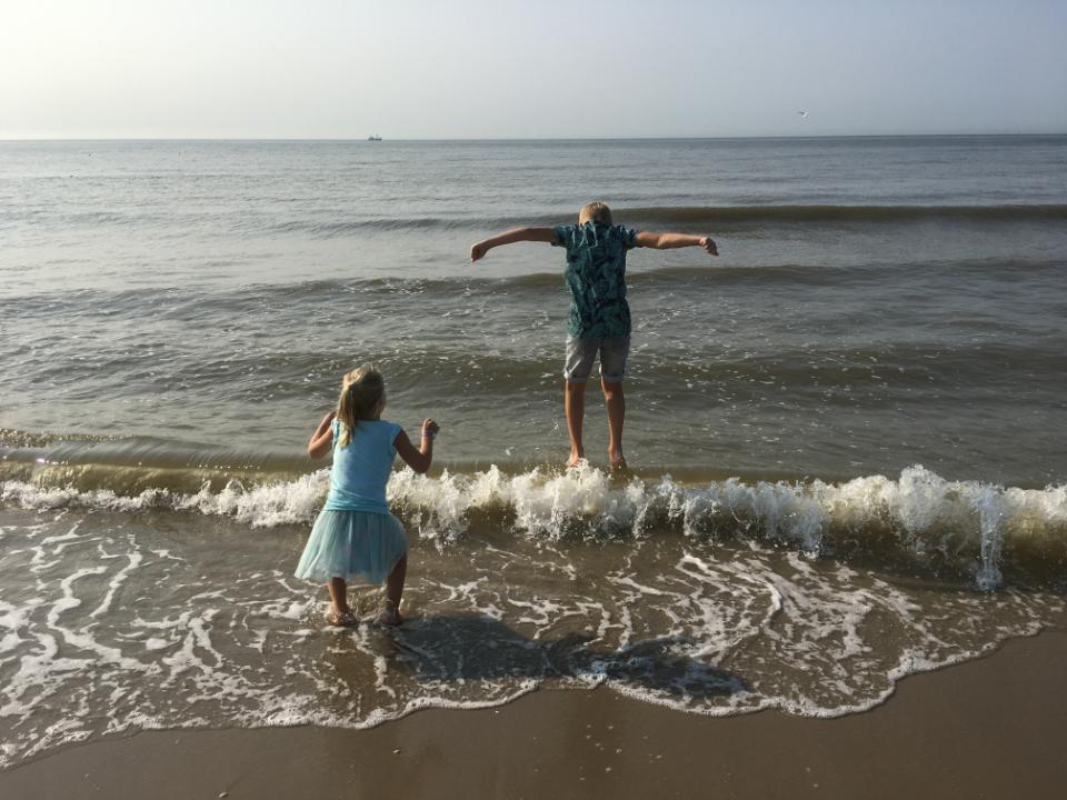 0023D0B5-FC4B-420E-9AB4-45E6433EA66C