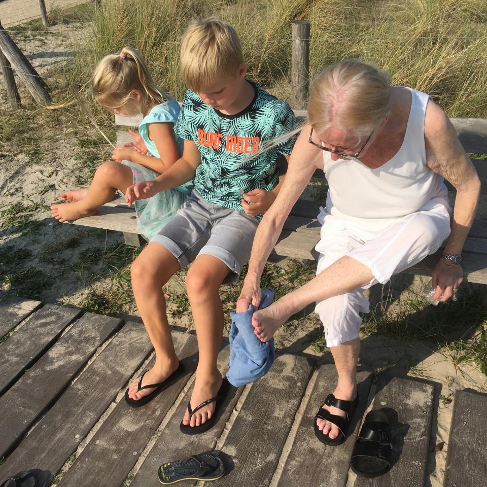 978DFAE0-93A0-4E18-8091-7751FBE103BF