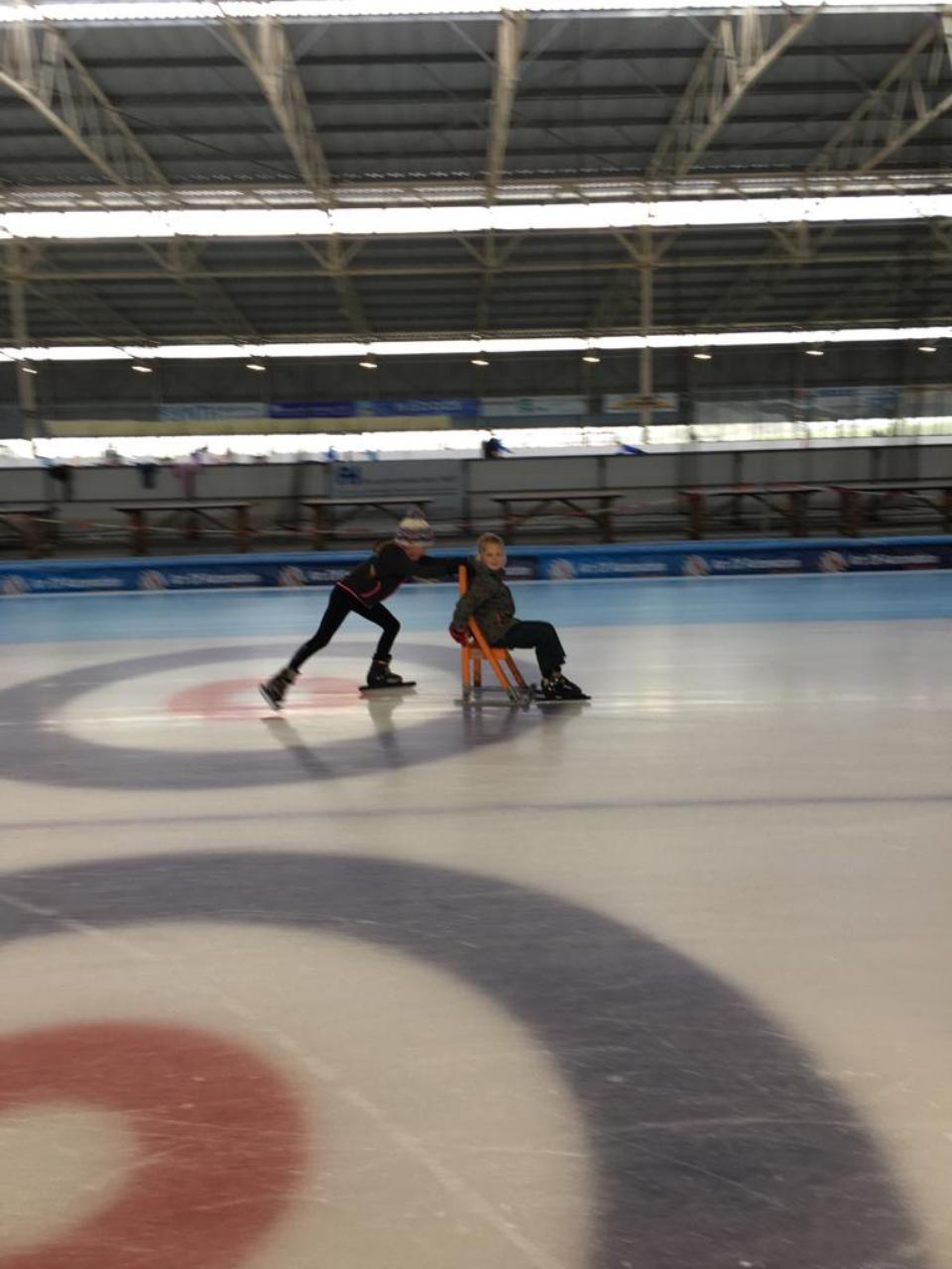 DFDCEEB9-EF13-4DA8-8F8B-BB67575C1FF6