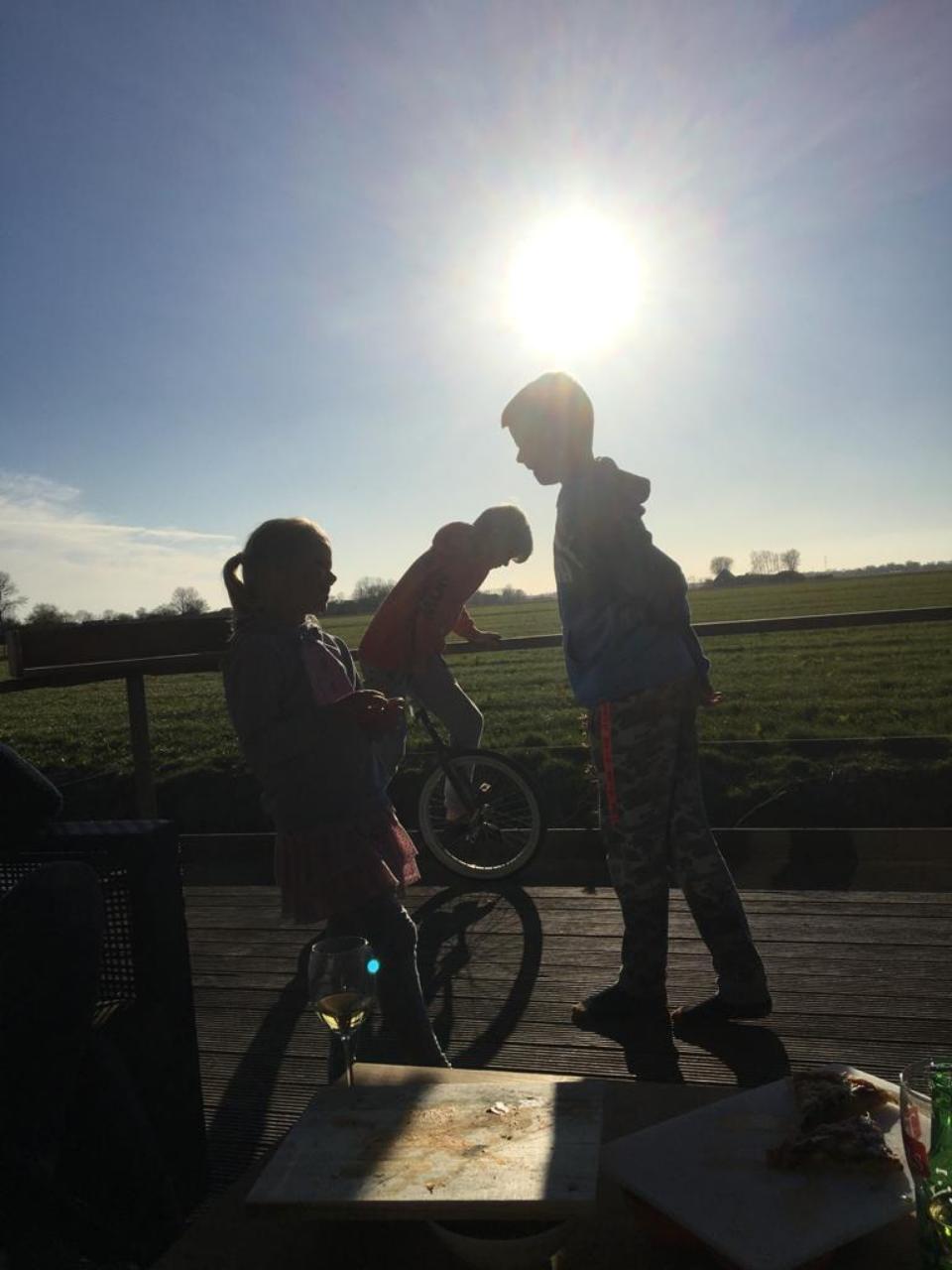 2603A618-2059-4377-8AED-D70185426701