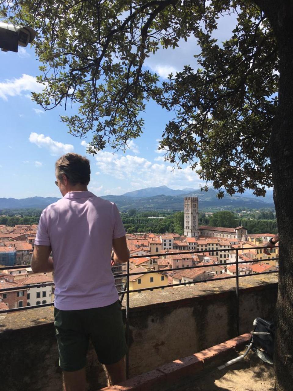 C54BCCB6-3CAB-473A-924C-2A52CF22BF15