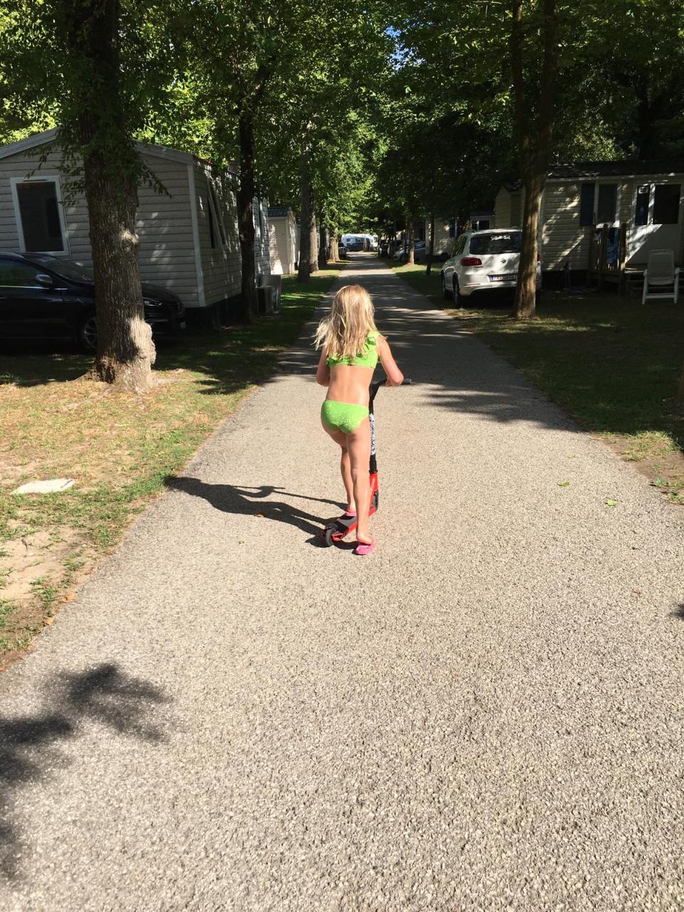 F2A0BD52-094F-42DF-B779-EDF5EE5B7289