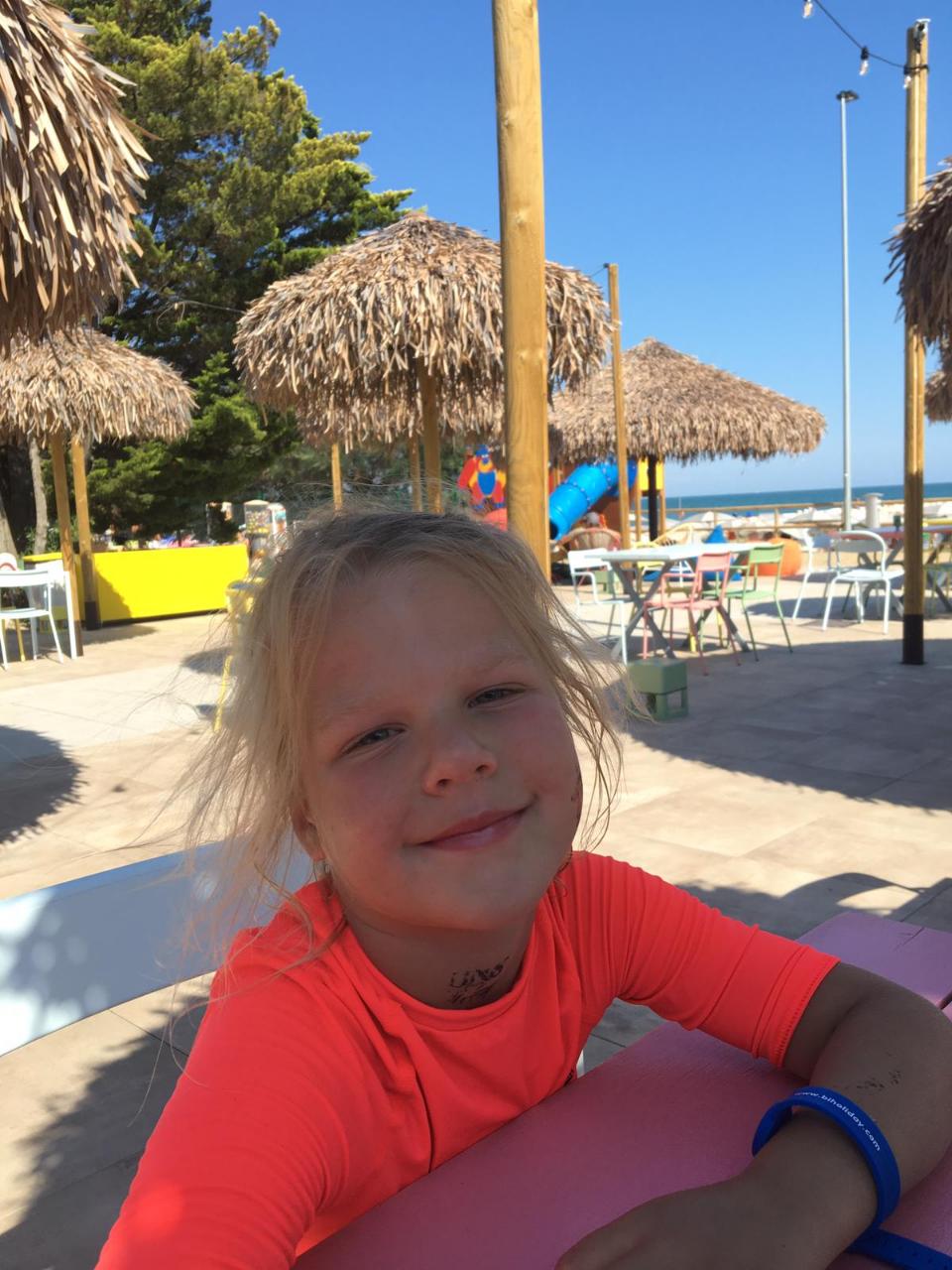 205FB2EB-DEA9-4AF9-9F29-FCFA83ACE8FC