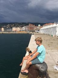 9293B3F5-0709-49C4-B764-DD59FB1C2253