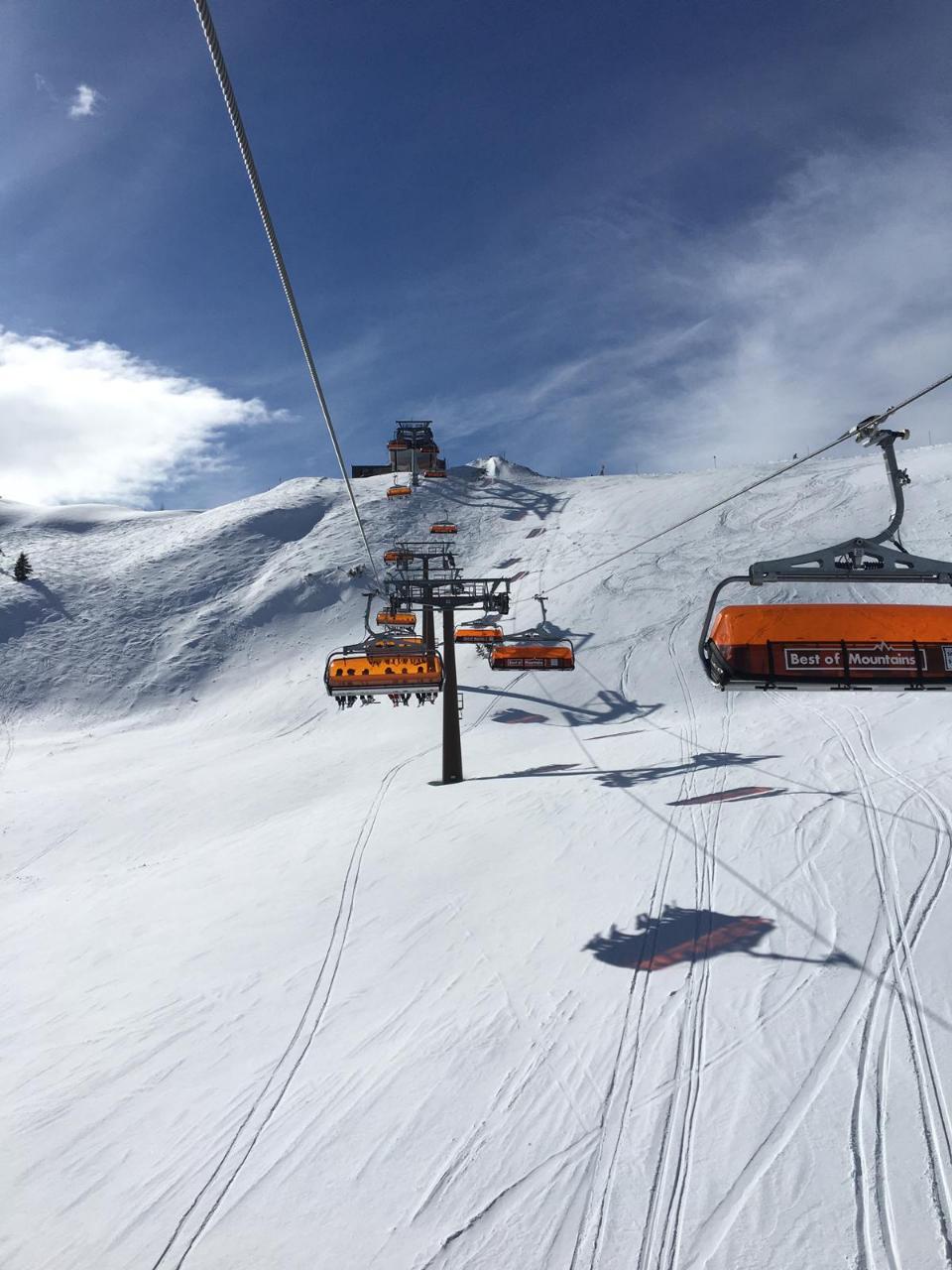 33DAE712-181E-4139-BFCF-2534C6CA78B5