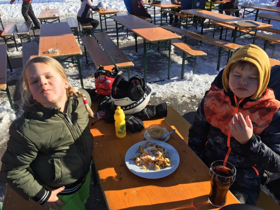 6A67CD5A-2116-4E95-AE23-EB781FC448CA