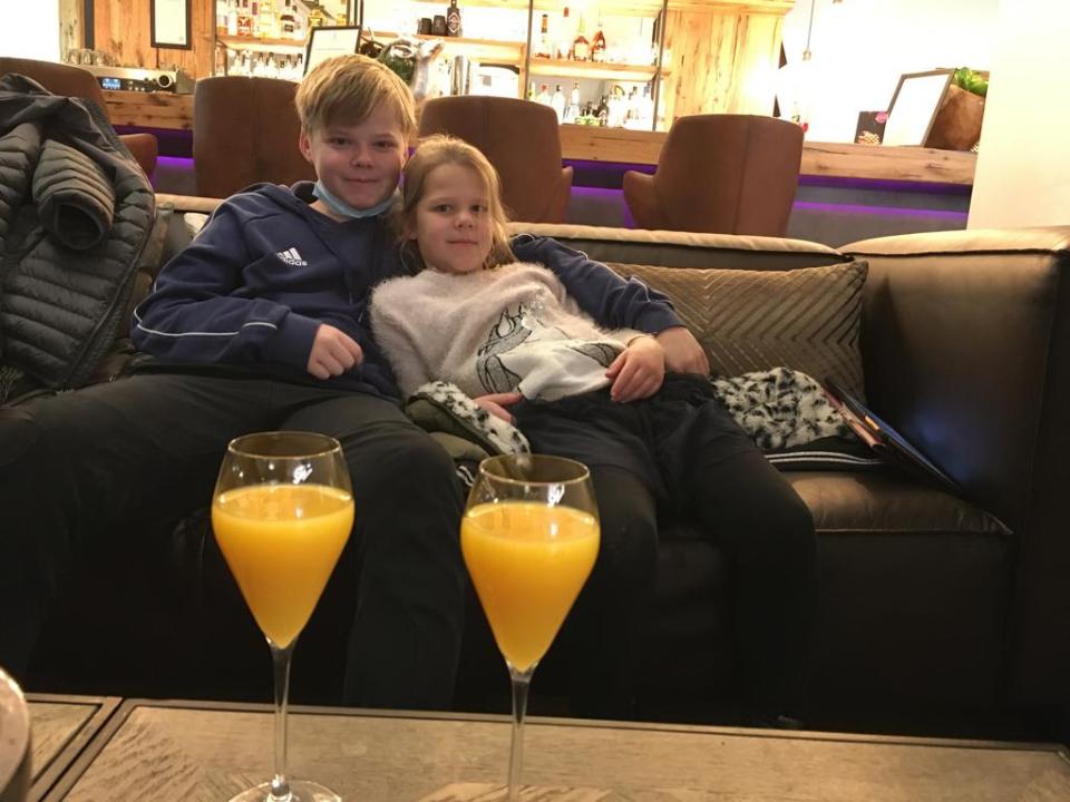 896BFA88-2183-4C59-BCFB-F2C0EEDD4D97