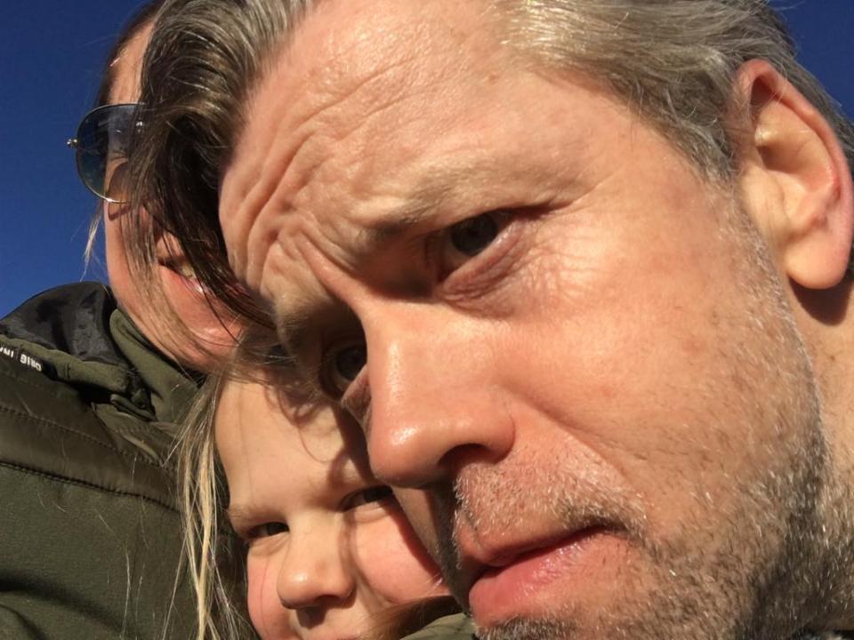 962898CB-F598-47B0-A1C0-BE0C5C997E41