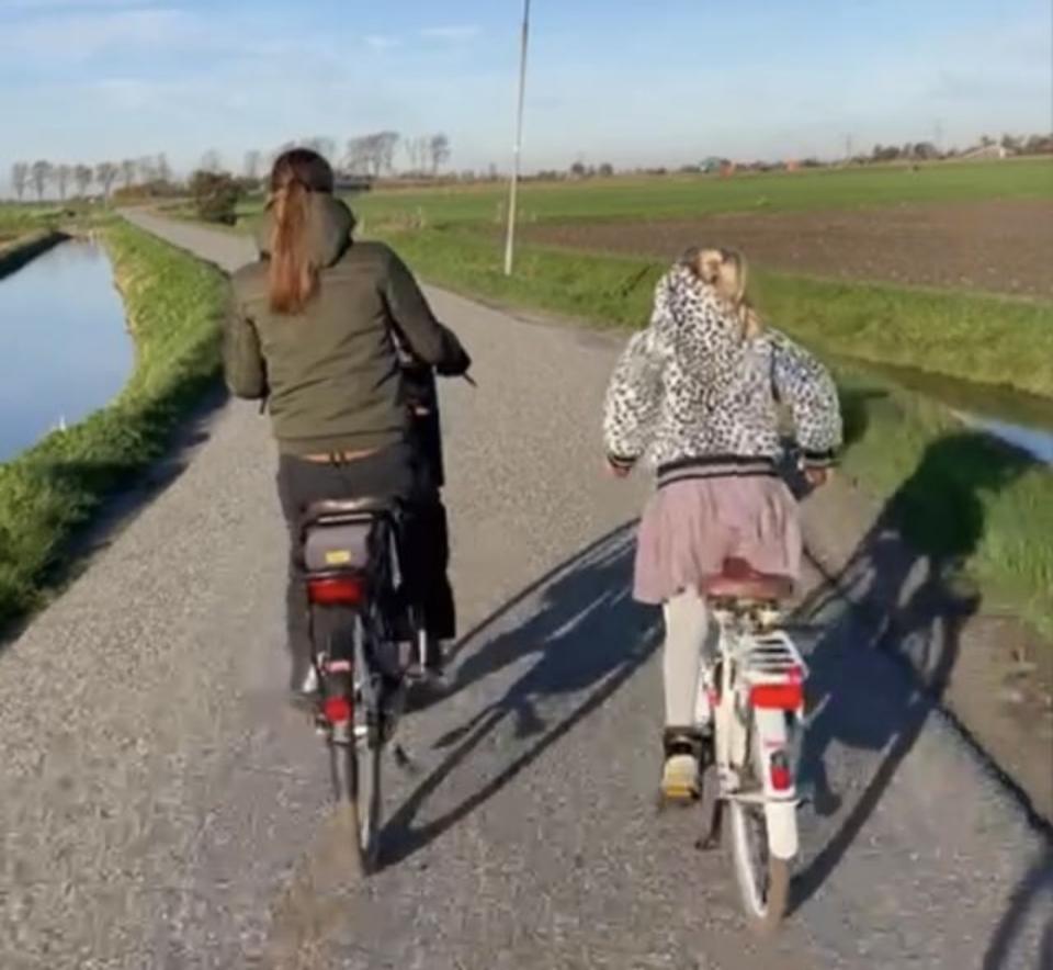 A07AE3AB-BCAE-4470-900E-47E96D56CB9C