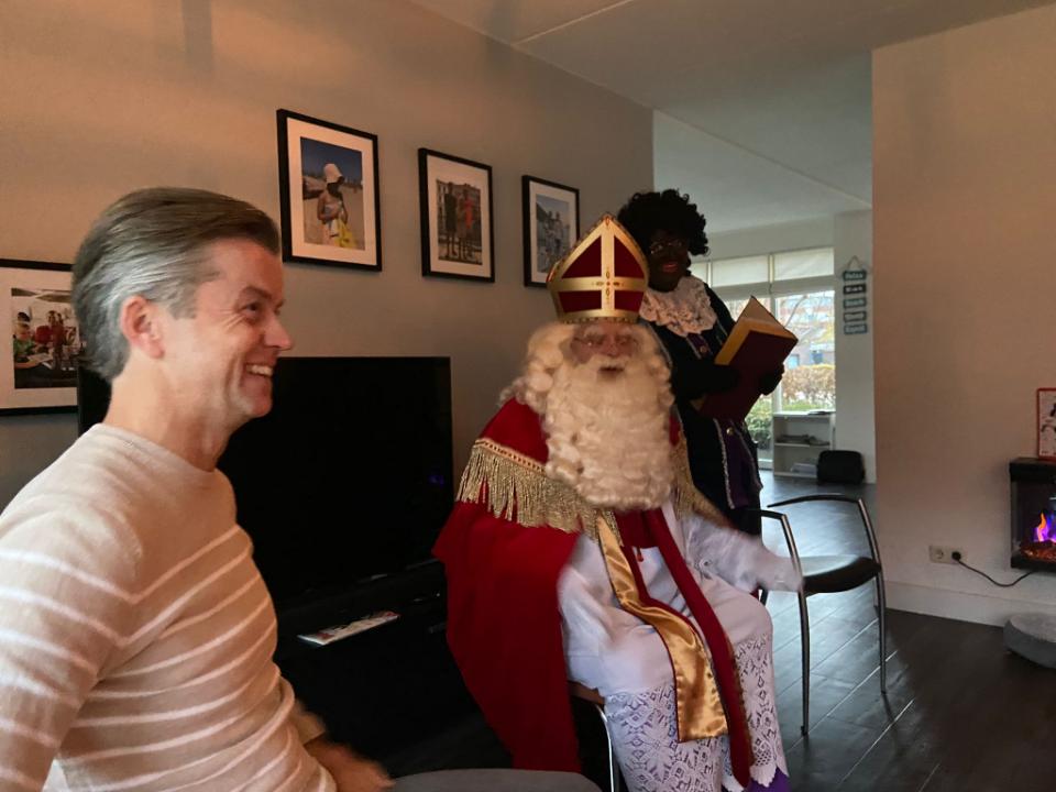 87F9AD39-9C9B-472C-9DE2-0FFAF4CB26AA