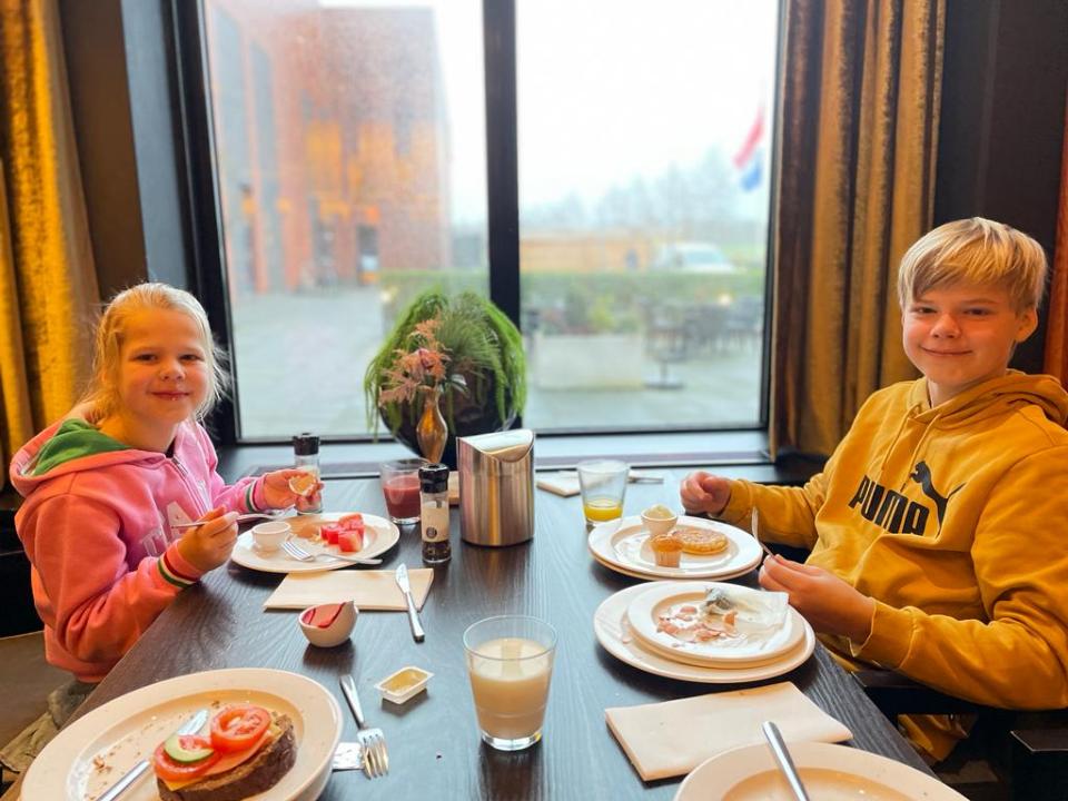 96EA547A-7E59-4E5D-833B-854A9639DD0E