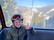 A1247B64-587D-4142-A0AF-09B4C8D441C4