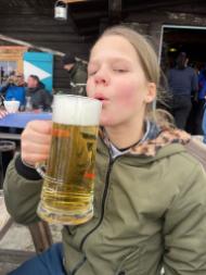 b2c16051-1472-466c-8579-b9841cb52fc9